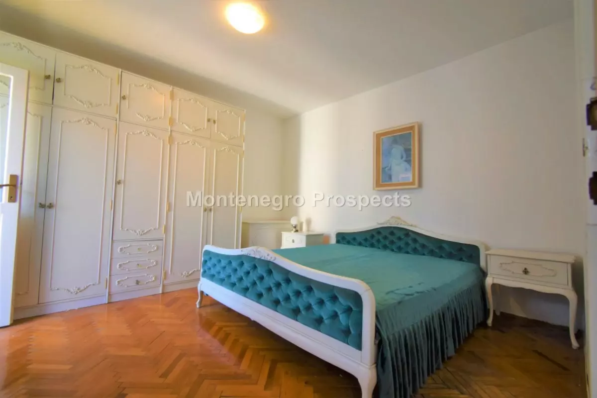 Дом в Прчань, 300м от моря, 11057, 3