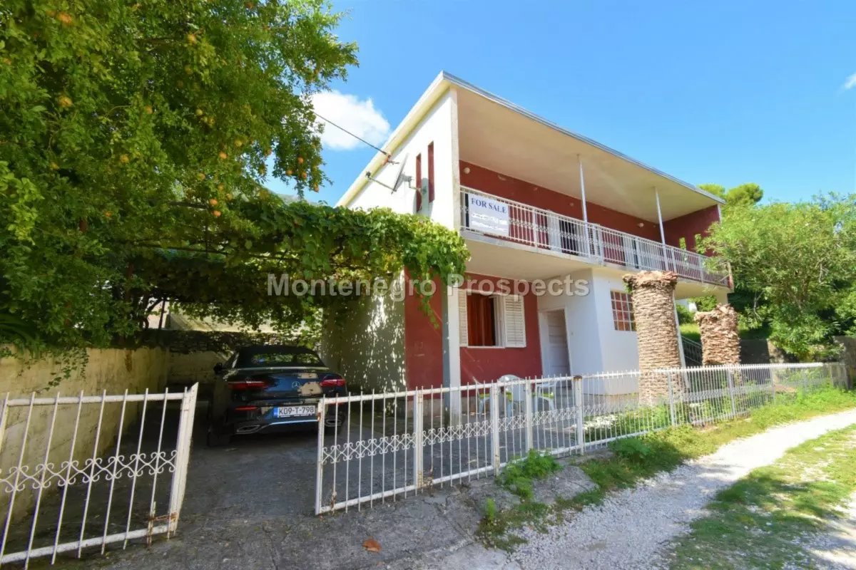 Дом в Прчань, 300м от моря, 11057, 11