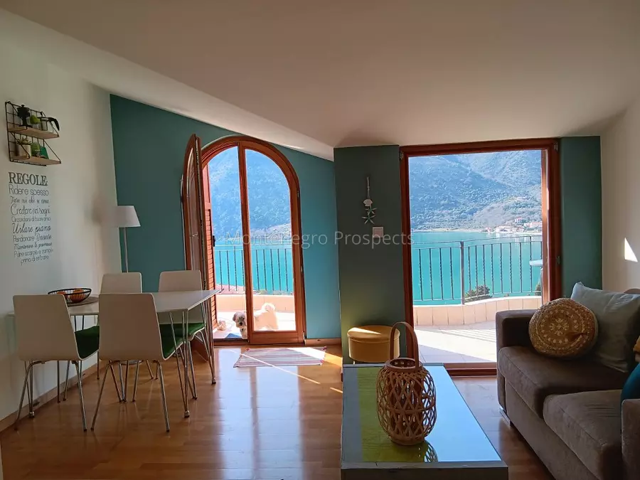 Two bedroom apartment with stunning sea views in dobrota 13761 11 1024x768