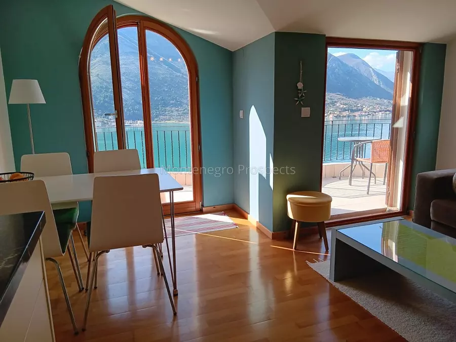 Two bedroom apartment with stunning sea views in dobrota 13761 13 1024x768